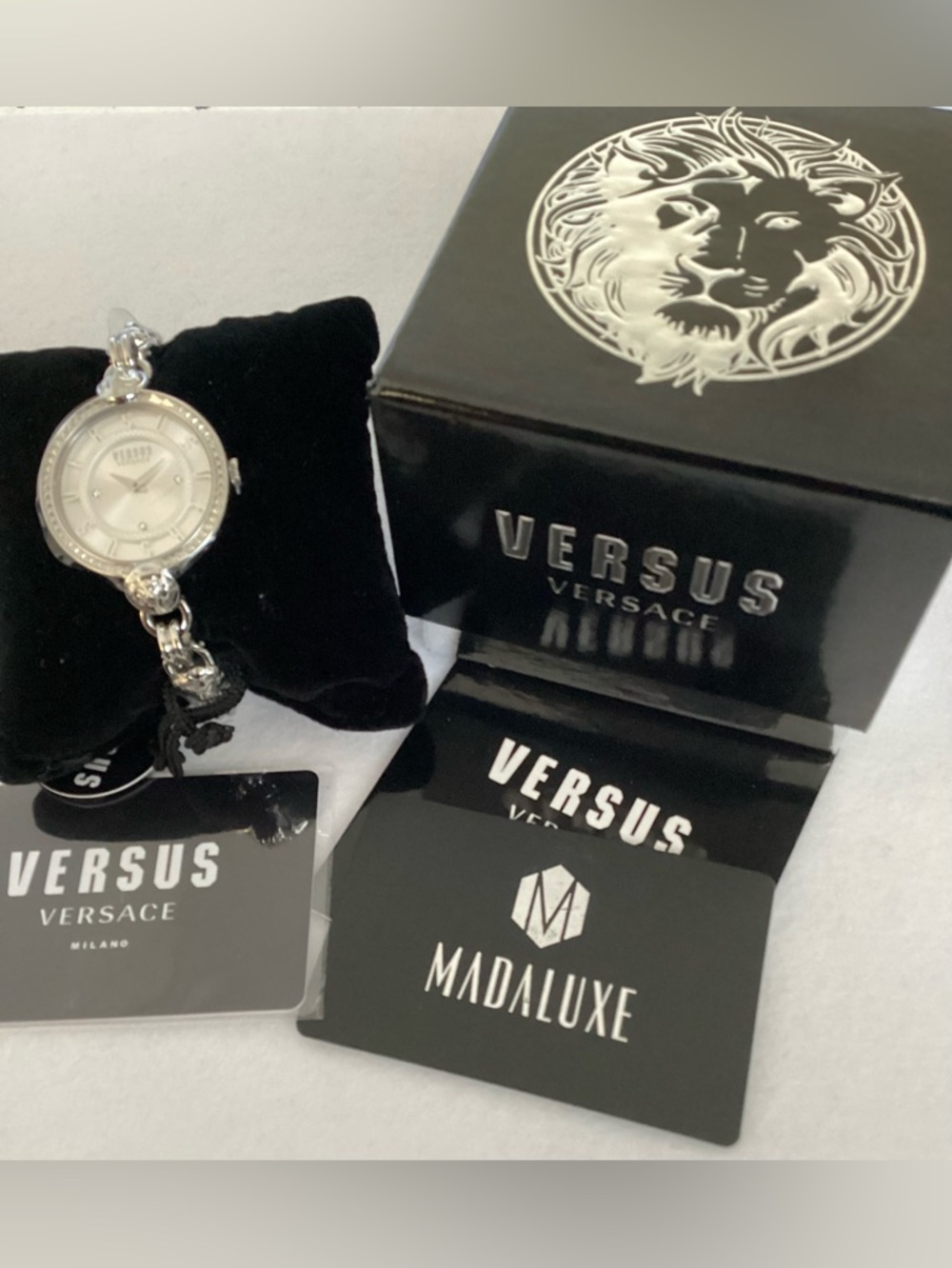 Versus Versace Silver and White Women's Bracelet Watch - Picture 14 of 15